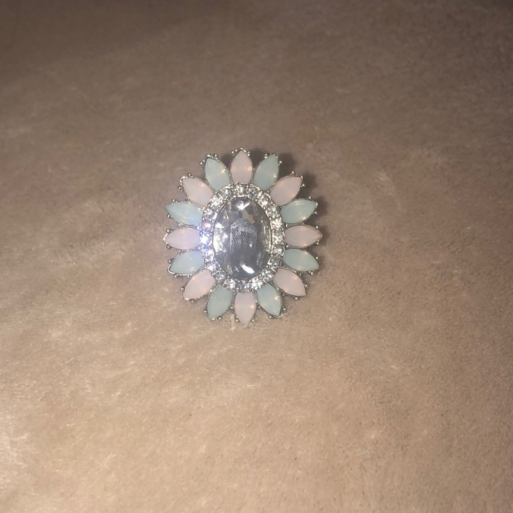 🌸2/$30🌸Big flower party ring